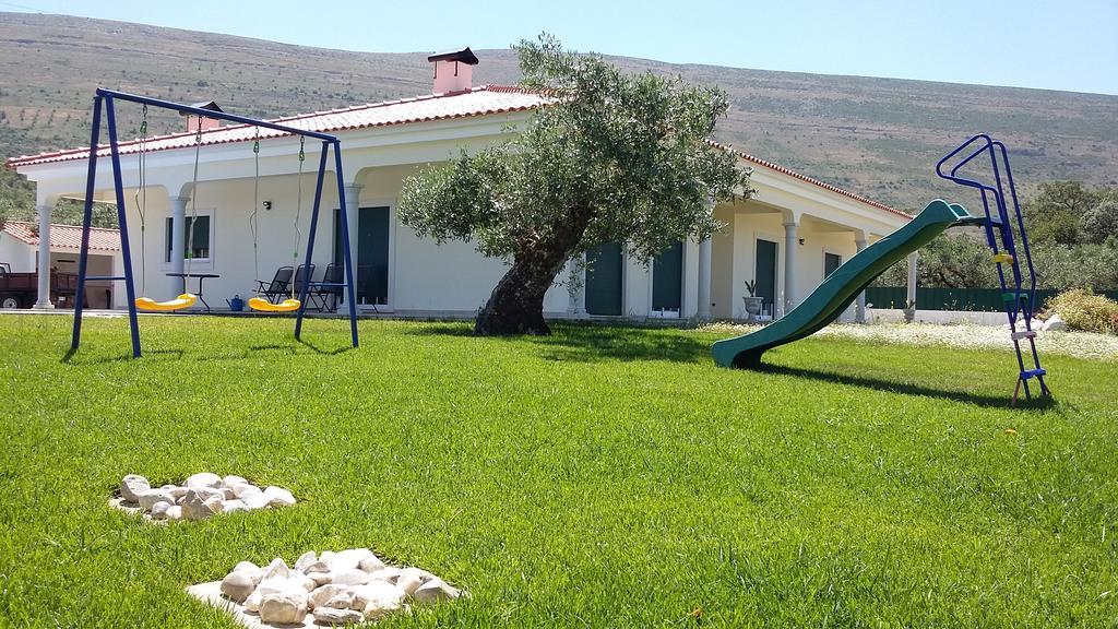 Casa Das Oliveiras Alvados Esterno foto